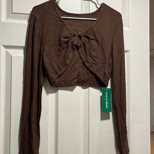 NEW WITH TAGS Cropped long sleeve